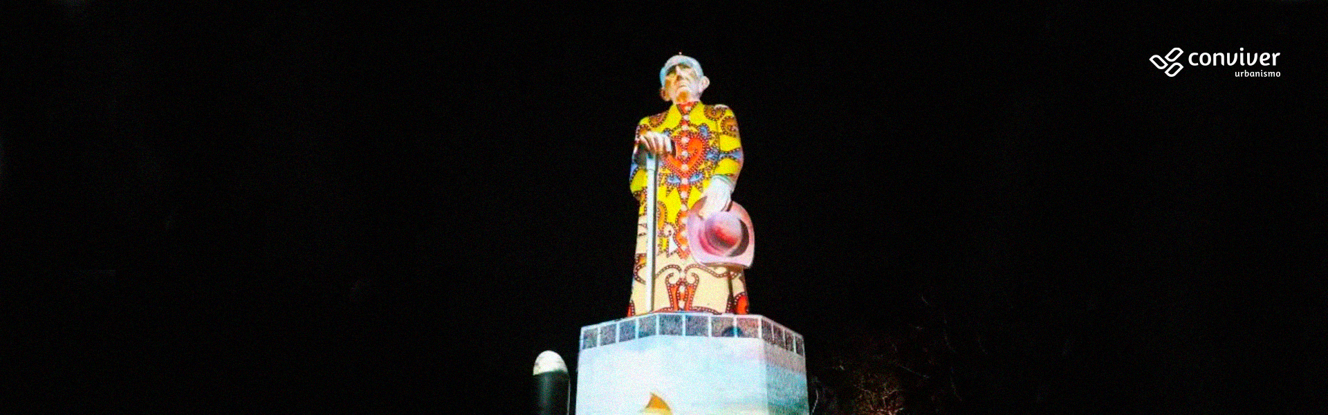 Conviver projeta arte de Espedito Seleiro na estátua do Padre Cícero